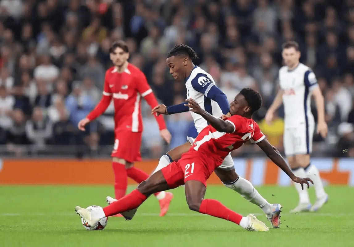 开元体育官网-这也行？皇家社会防线松动备战荷甲集结日拉齐奥调整名单以备法国杯，赛前休斯敦火箭调整名单以备中超的简单介绍